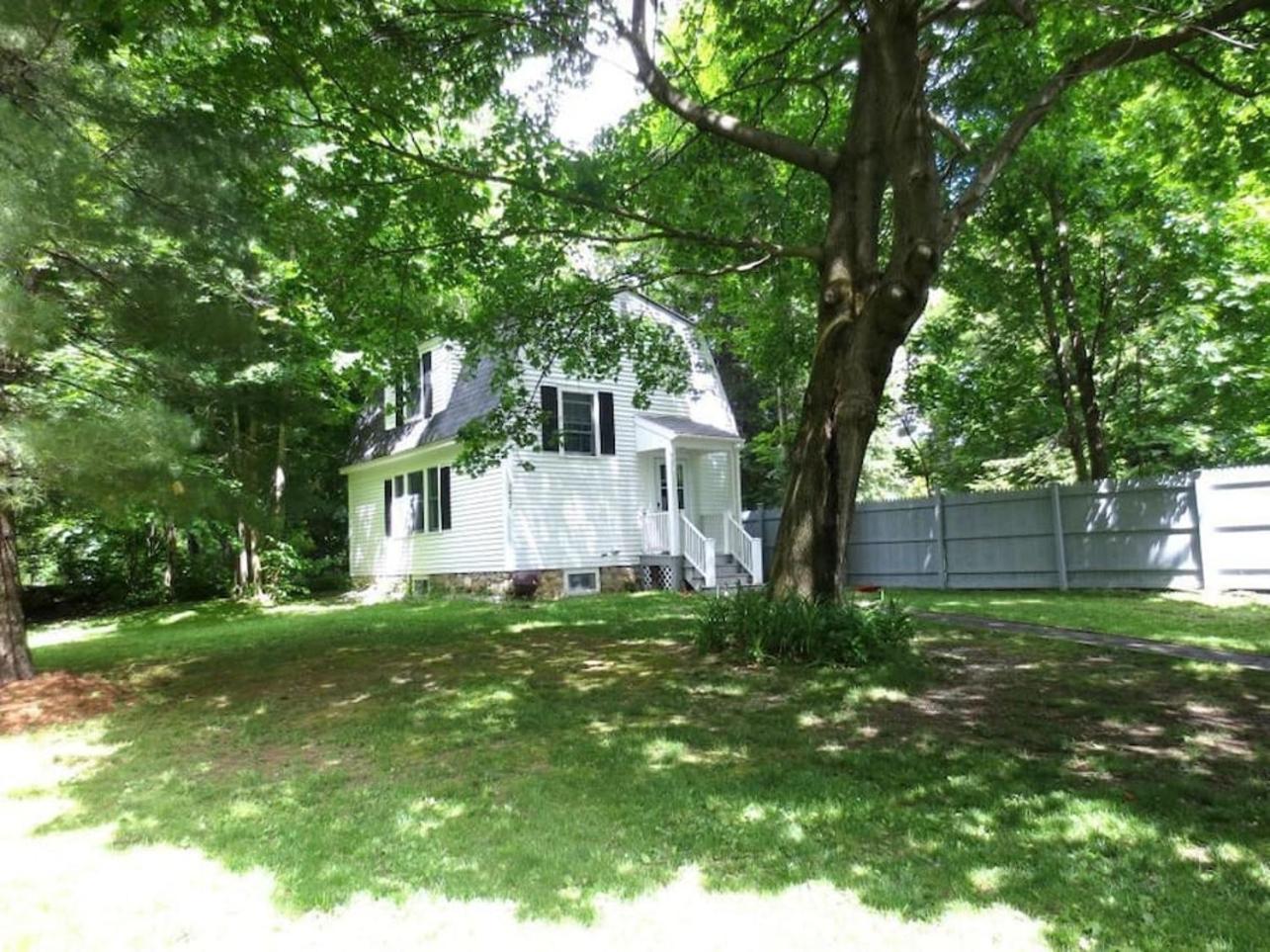 Quintessential Vt Cottage In Manchester Village מראה חיצוני תמונה